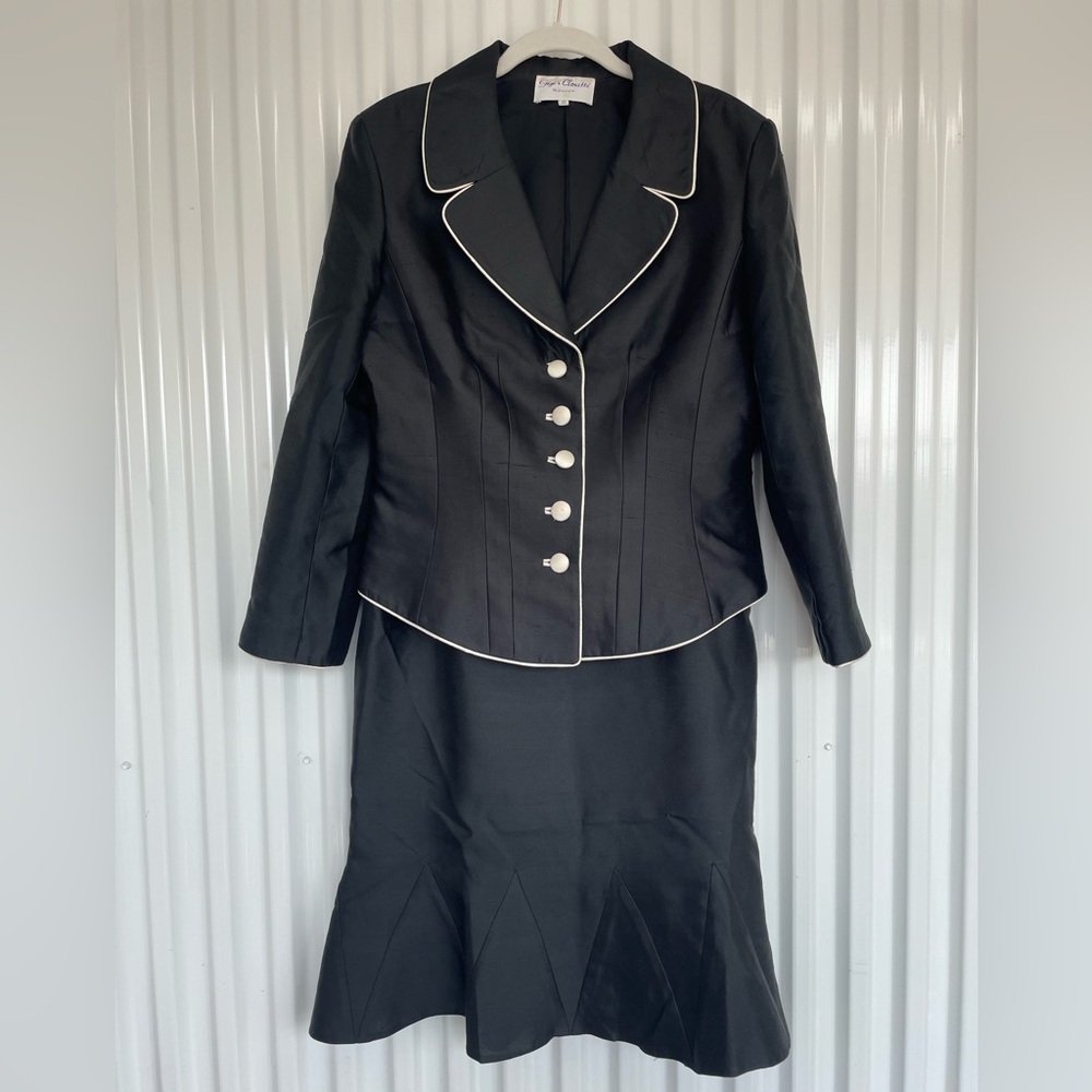 Vintage Gigi’s Closette Black Suit Set with White Trim